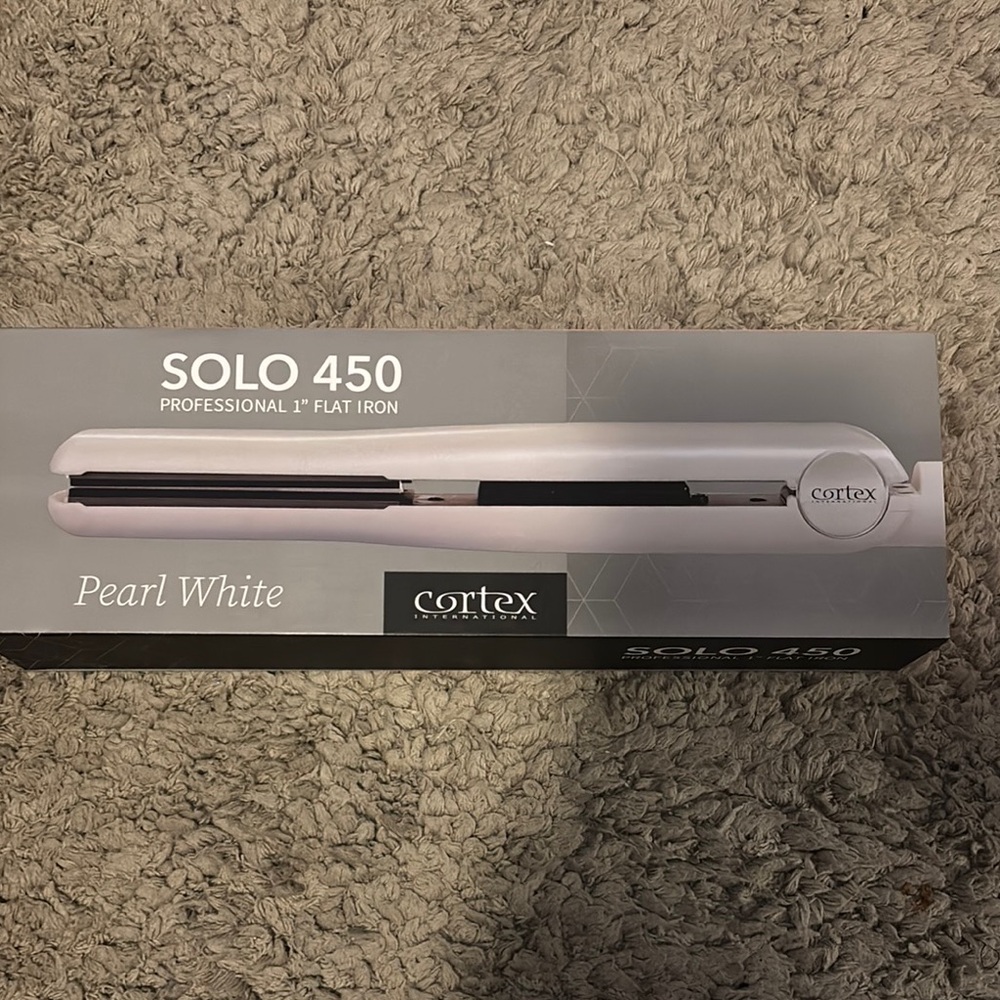 Solo 450 Professional Flat Iron - Pearl White
